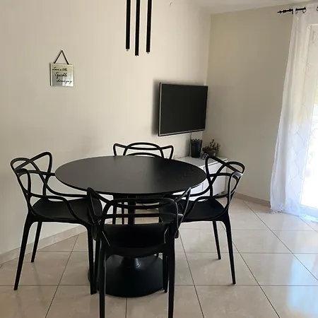 Cozy Circle Split
